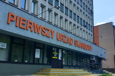 Ponad 100 podlaskich placówek dostało maile o podłożeniu bomby. Trwa śledztwo