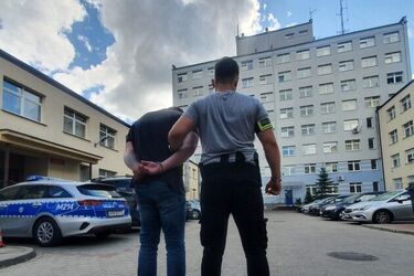 Oszukał seniorów na kwotę 255 tys. zł. Podejrzany 44-latek trafił w ręce policji