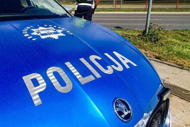 Koło Łomży osobówka zderzyła się z wywrotką, a w Gibach potrącono rowerzystę