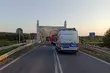 Śmiertelny wypadek. Samochód uderzył w barierki na moście na DK19