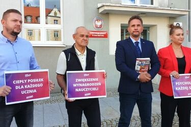 Nowa Lewica proponuje zmiany w edukacji. Domaga się również podwyżek dla nauczycieli