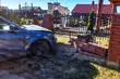 Wjechał w ogrodzenie cerkwi i uciekł