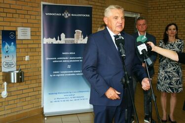 Jak w Ameryce. W białostockich szkołach zamontowano poidełka