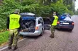 Pościg za kurierami. Jeden zostawił migrantów w aucie i uciekał pieszo