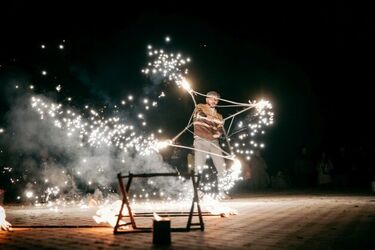 Znów zatańczą z ogniem. II Festiwal Rzeka Ognia w Wasilkowie
