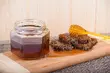 Jak odróżnić miód sztuczny od naturalnego? 