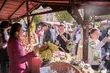 Smakołyki i rękodzieło przyciągają setki białostoczan. Trwa Jesienny Jarmark [ZDJĘCIA]