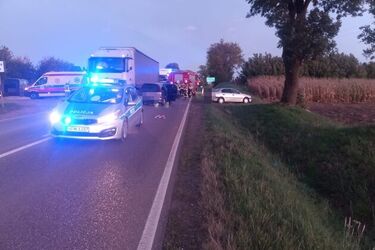 Na drodze w Starej Łomży zderzyły się dwa auta