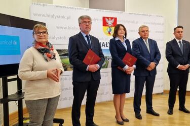 Place zabaw, wsparcie dla szpitali i szkół. Białystok otrzymał 25 mln zł z UNICEF-u