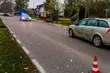 Motorower zderzył się z osobówką. 2 osoby w szpitalu