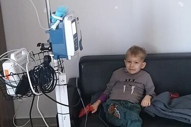Wiktorek ma zapalenie mózgu. Potrzebna jest pomoc