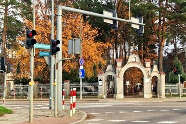 Wszystkich Świętych. Będzie zmiana organizacji ruchu w rejonie nekropolii 