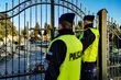 Policjanci rozpoczynają akcję 