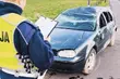 Stracił panowanie nad samochodem. 20-letni pasażer ranny
