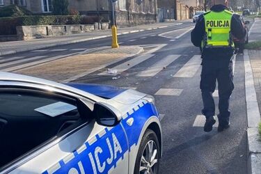 Potrącił 52-latkę na przejściu dla pieszych. Kobieta trafiła do szpitala