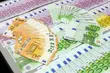 Próbowała wwieźć do Polski 65 tys. euro. Niemka została ukarana sporym mandatem