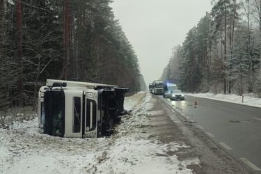 62-latek wjechał do rowu. Miał 3 promile