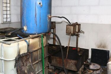 Wywołali pożar w przydomowej bimbrowni. 3 osoby usłyszały zarzuty