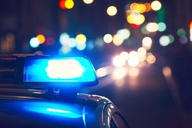 Radiowóz zderzył się z osobówką. Do szpitala trafiło 2 policjantów