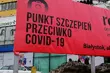 Tygodniowa liczba zakażeń COVID-19 na tym samym poziomie