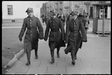 Białystok na starych fotografiach Augustisa. Spotkanie w Muzeum Wojska