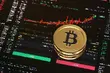 Chciała wypłacić zysk z kryptowalut. Fałszywy konsultant wziął na nią kredyt