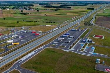 Parkingi, bary, toalety. Będą chętni, by prowadzić MOP-y przy podlaskich ekspresówkach?