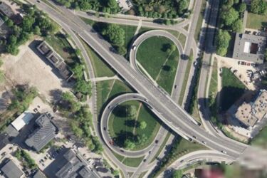 Wiadukt Dąbrowskiego. Ścieżka rowerowa kosztem jednego pasa - apelują rowerzyści