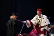 3 doktorów habilitowanych oraz 39 doktorów UwB odebrało dyplomy