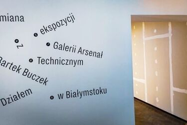 Polifonia bytów i galeria od kuchni. Arsenał otwiera dwie nowe wystawy