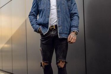A$AP Rocky w denimowych stylówkach – inspiracje na męską kurtkę jeansową