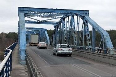 Lada dzień ruszy naprawa uszkodzonego mostu nad Bugiem 