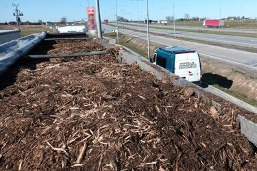 Ciężarówka z biomasą za ciężka o 9 ton. Firmie grożą spore kary