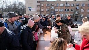 Potrzebujący mogli otrzymać paczki wielkanocne [ZDJĘCIA]