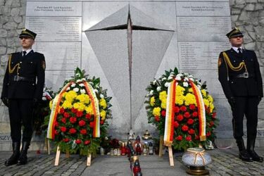 Władze miasta uczciły 13. rocznicę katastrofy smoleńskiej