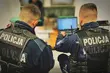 Wyrzuciła z samochodu reklamówkę pełną śmieci. Bo 