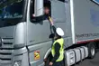 Po upojnej nocy wsiadł do 40-tonowej ciężarówki. Miał ponad 2 promile
