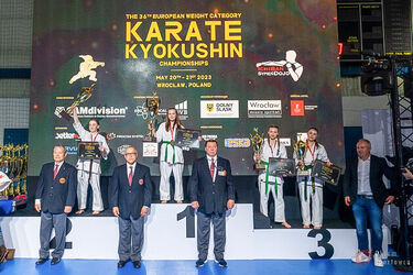 Białostocki klub przywiózł z Wagowych Mistrzostw Europy Karate Kyokushin 5 medali