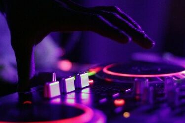 Zacznij swoją przygodę jako DJ. Już w niedzielę na Plaży Dojlidy