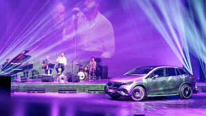 Elektryzujące wydarzenie na terenie Opery. Był koncert i wyjątkowe samochody [ZDJĘCIA]