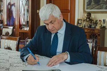 Pomór drobiu w Podlaskiem. Wojewoda podpisał rozporządzenie