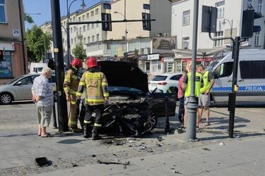Wypadek na ul. Lipowej. Jedna osoba trafiła do szpitala