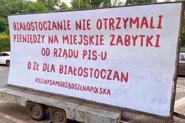 Rząd nie daje pieniędzy białostoczanom. Billboardowa akcja miasta