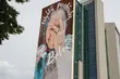 Już jest! Mural z babcią Eugenią oficjalnie powrócił do naszego miasta