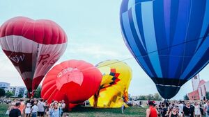 Niebem nad Białymstokiem zawładnęły balony. Co jeszcze w programie Fiesty? [ZDJĘCIA]