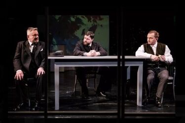 Ironiczna wizja rodziny. Nowy spektakl Teatru Dramatycznego w Białymstoku
