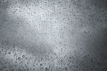 Deszczowe rozpoczęcie tygodnia 