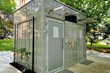 Toaleta za 400 tys. zł najbardziej absurdalną inwestycją Czarnej Księgi? [GŁOSOWANIE]