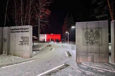 Otwarto wyjątkowe miejsce w Grabówce. Tu, gdzie dokonano strasznych zbrodni [ZDJĘCIA]