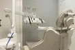Usługi stomatologiczne w ramach NFZ, czy prywatnie? Coraz popularniejsze jest hybrydowe